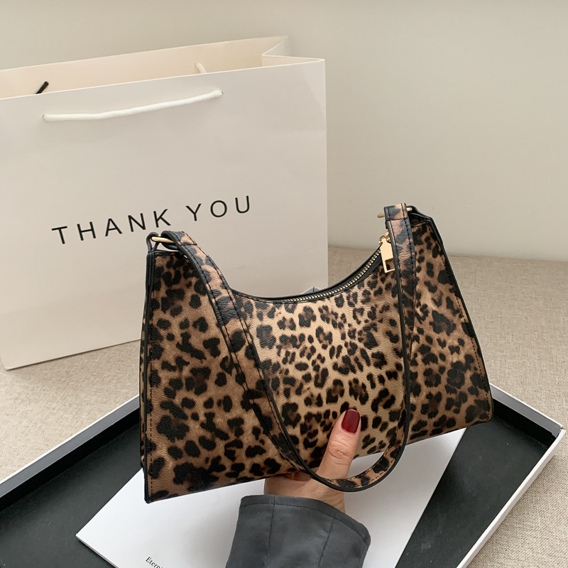 French Special-Interest Design Bag 2023 Popular New Trendy Women's Handbag Fashionable Leopard Print Shoulder Underarm Bag