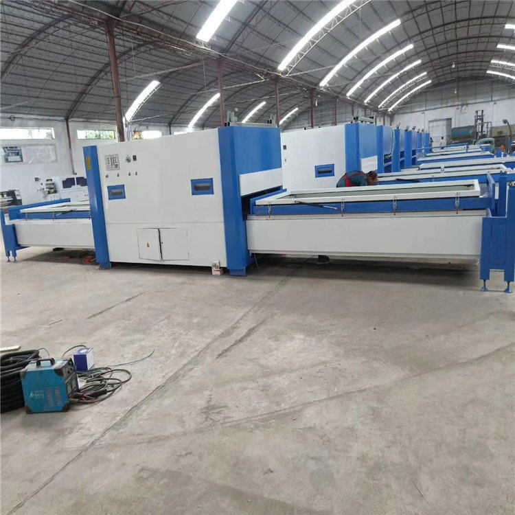 橱柜门吸塑机 触摸屏自动锁扣真空覆膜机 真空覆膜机林木