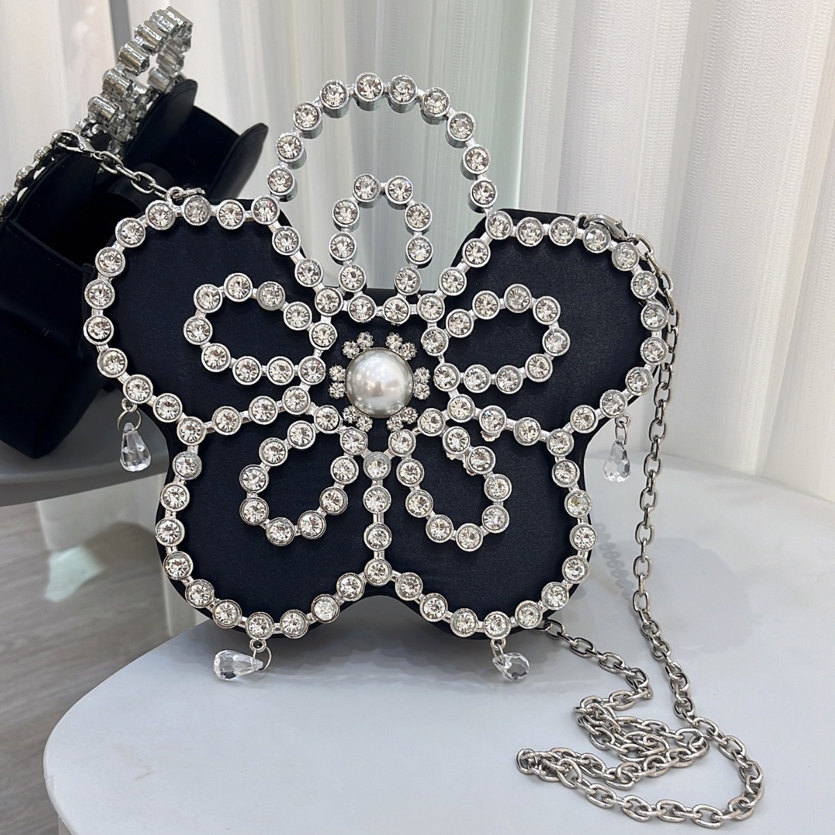 24新品法式仙女包bring超闪镶钻花朵斜挎包珍珠钻链条百搭手提包
