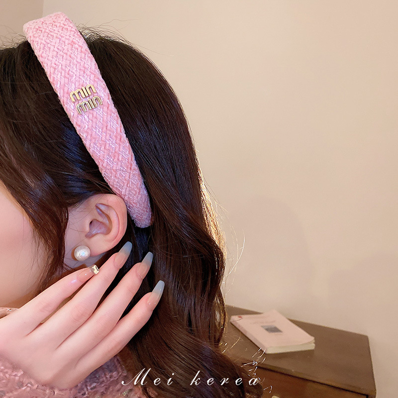 Autumn and Winter Sweet Pink Wool Knitted Headband Trending Unique High Skull Top Headband Korean High Sense Elegant Hair Accessories