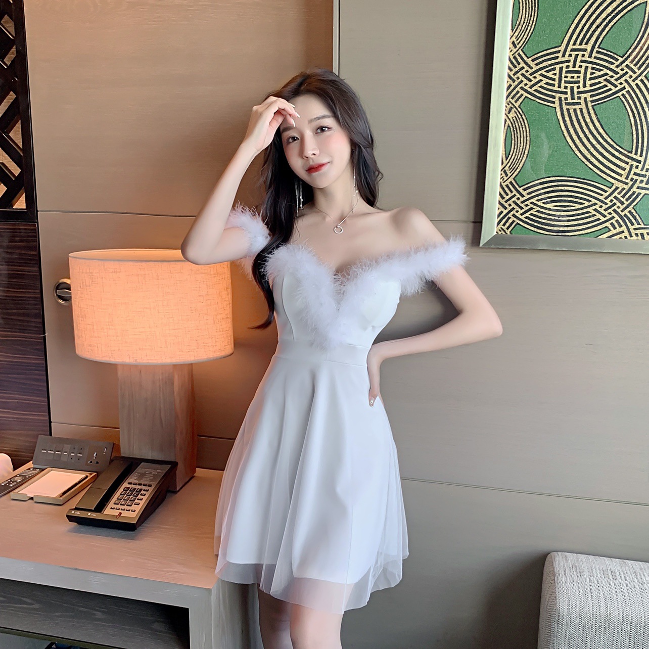 圣诞装新年晚礼服性感毛毛深v领露背吊带显瘦网纱连衣裙抹胸洋装