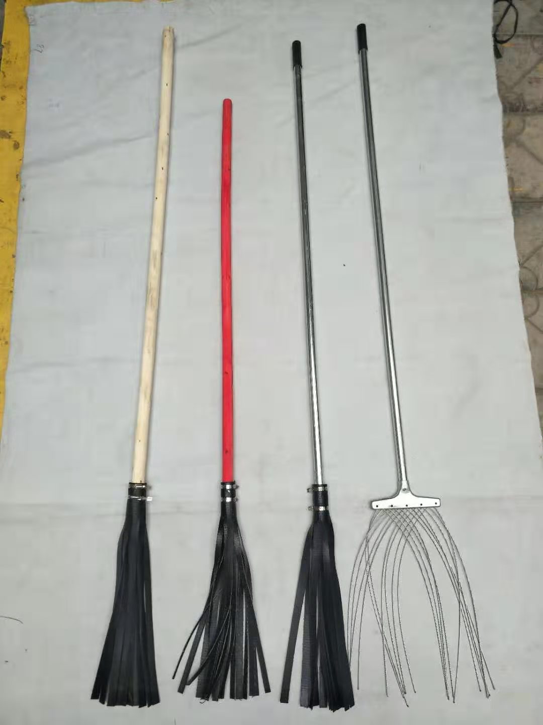 森林消防铁扫把1.