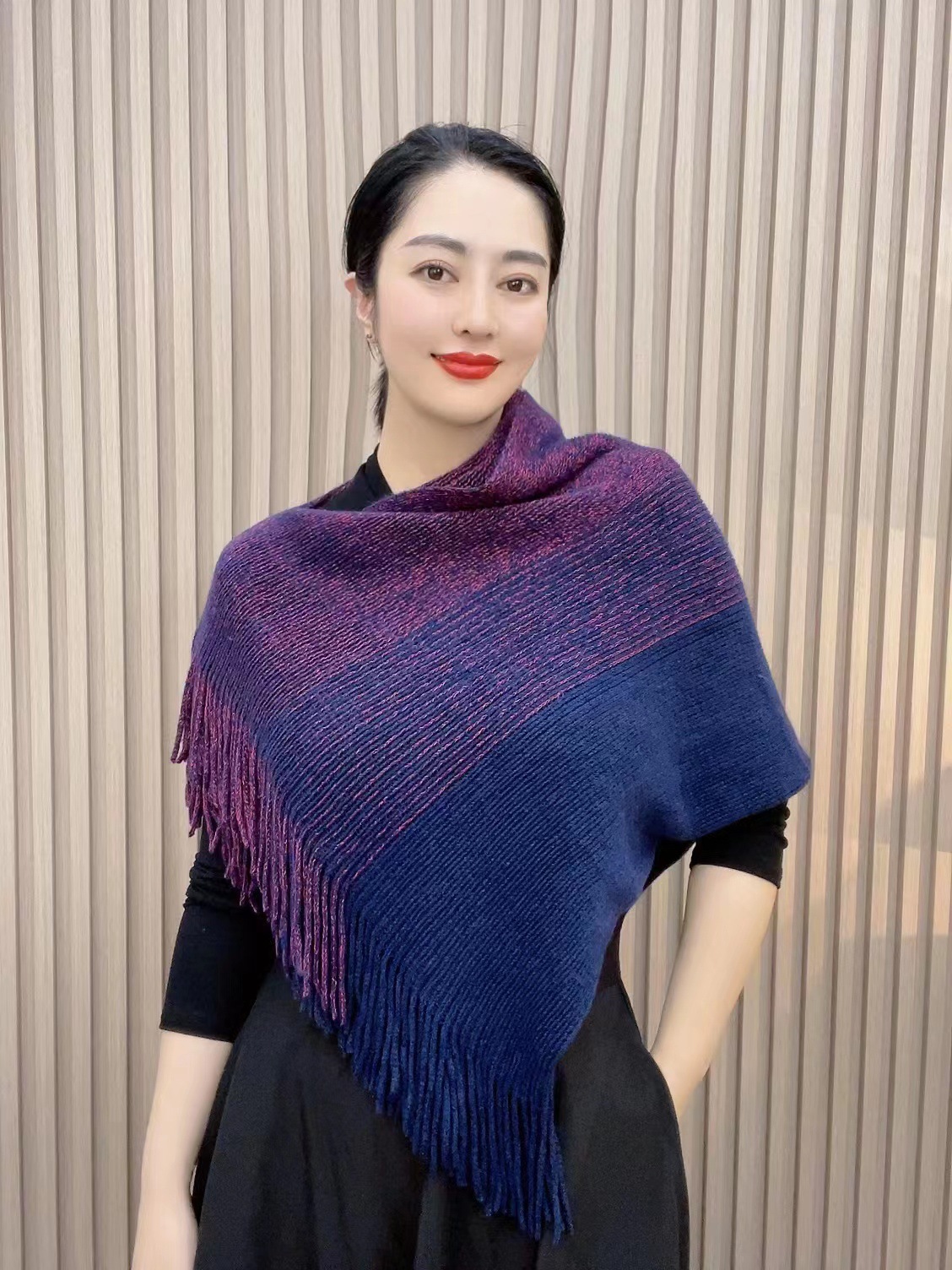直播好物秋季新品女韩版宽松披肩外套中长款女大码针织衫开衫外搭