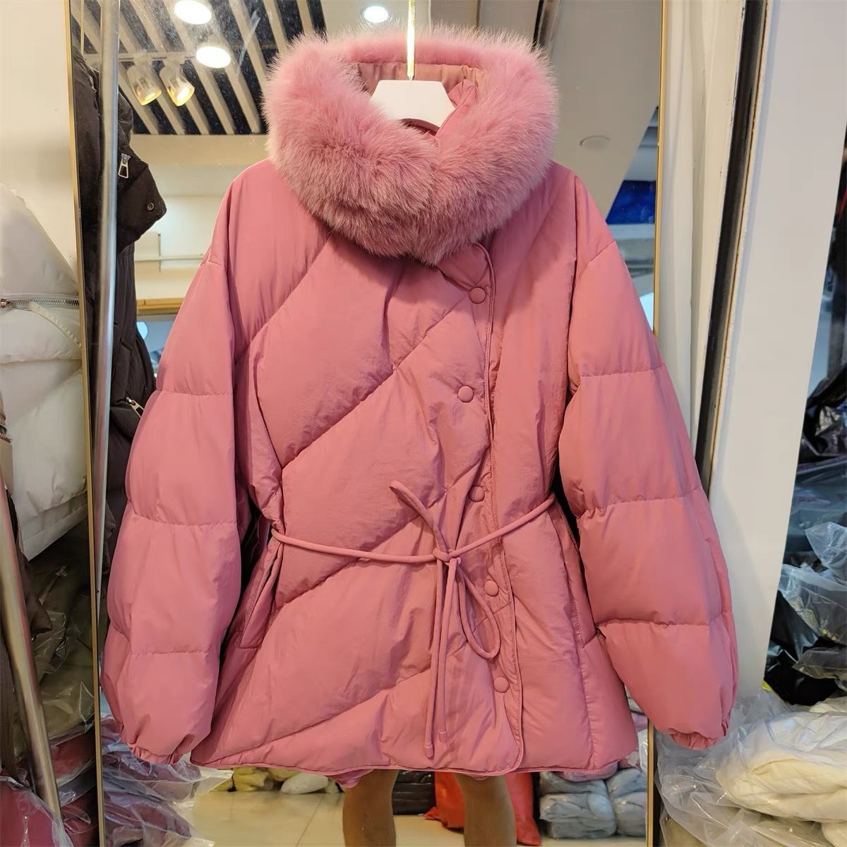 白鸭绒羽绒服女短款冬款新款韩版小个子狐狸毛领立领外套清仓特卖