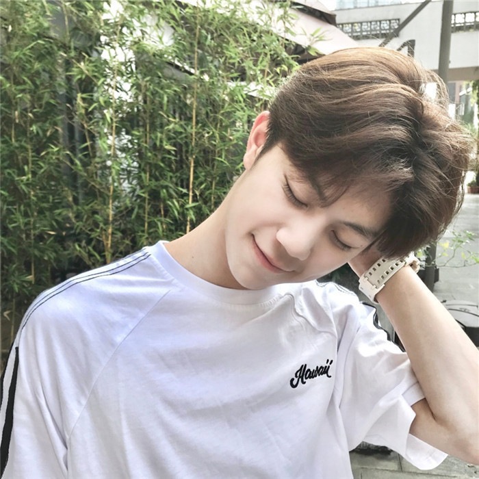 假发男短发中分刘海男生短卷发韩版帅气逼真学生黑网红同款全头套