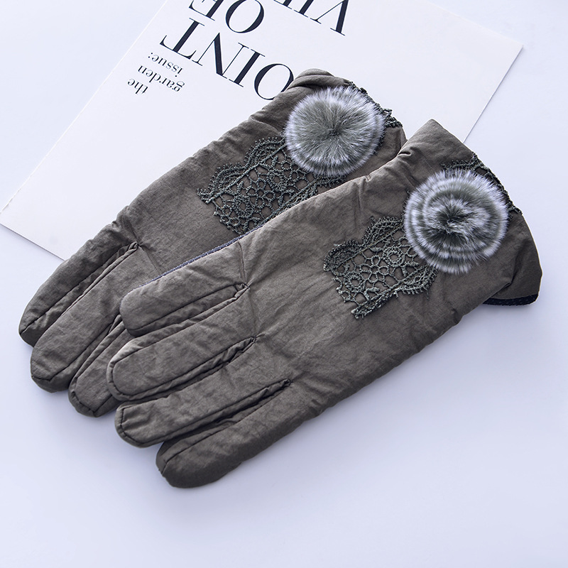 Factory Direct Sales Fashion Chiffon Cloth Women's Gloves Venonat Decoration Thickened Velvet Lined Warm Gloves Winter Gloves