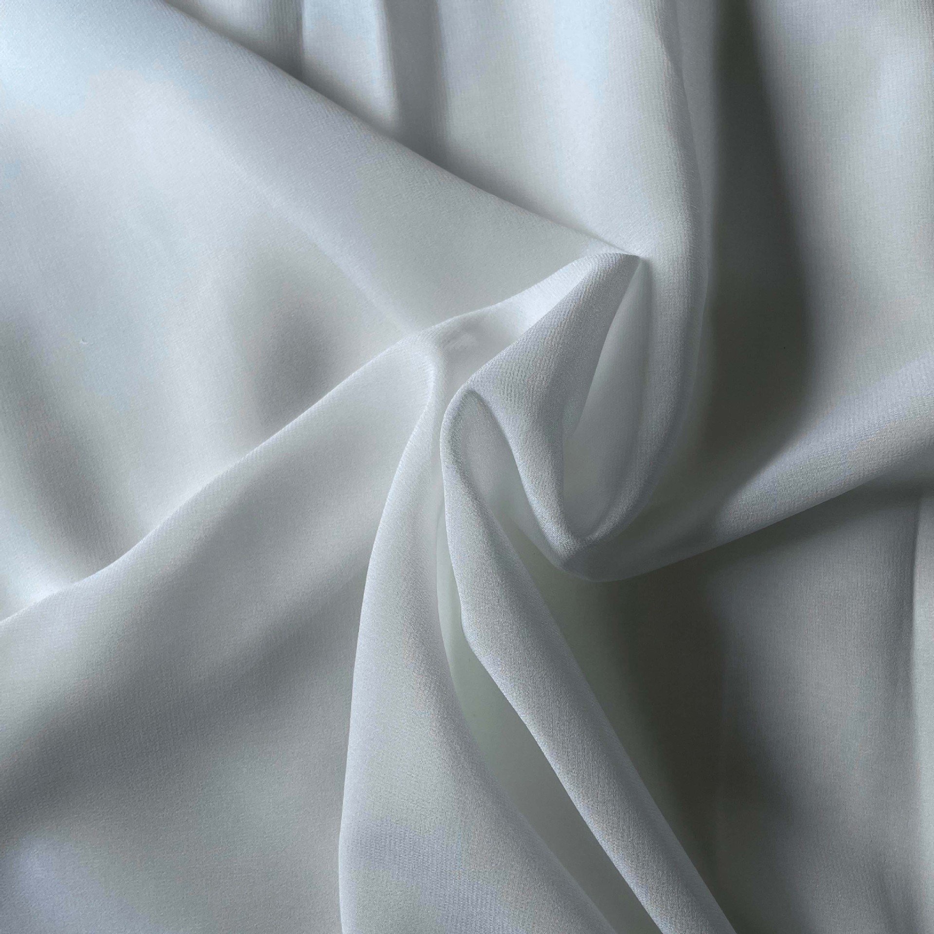 10mm姆米乔其真丝面料丝绸桑蚕丝布料140门幅衬衫服装布头工厂批