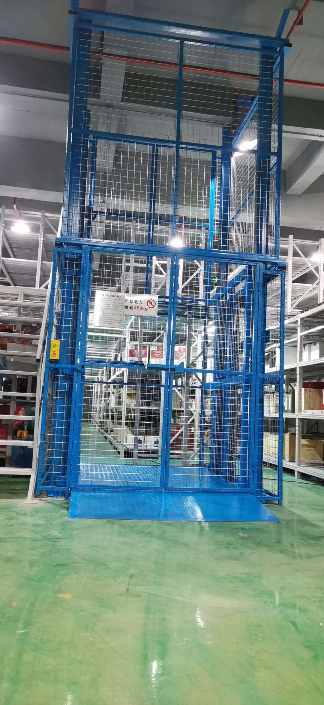 大沥厂房货梯 佛山升降机 1到2楼室内外货梯定制