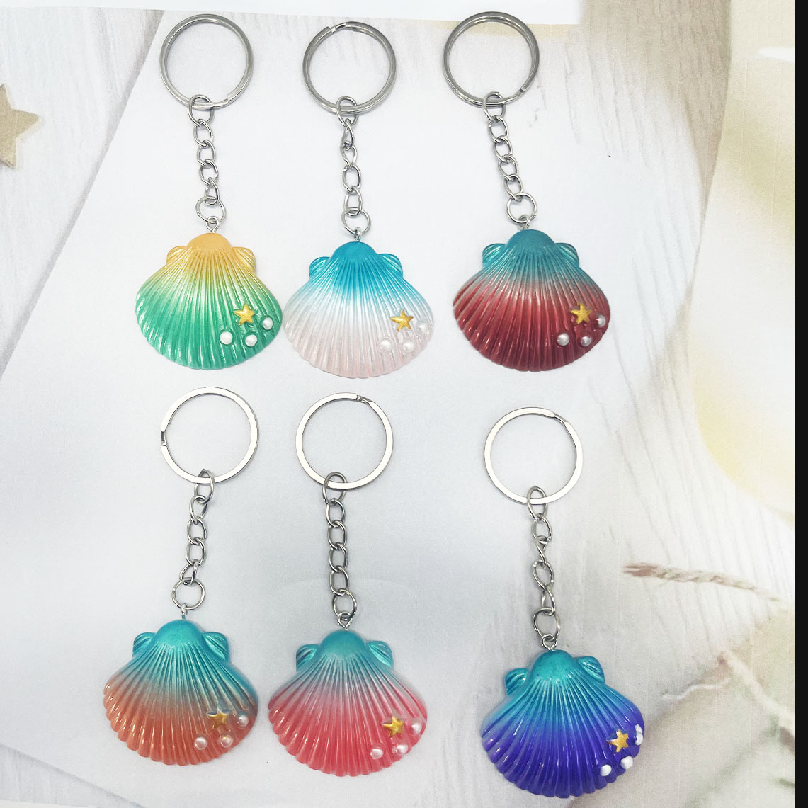 新款欧美跨境饰品贝壳钥匙扣创意设计渐变色情侣时尚挂件配件挂饰
