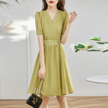 小个子连衣裙女装夏季新款时尚短袖v领优雅气质修身显瘦魅丽68032