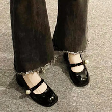 半曲复古珍珠粗跟玛丽珍鞋中跟黑色2023新款法式单鞋女设计感小众