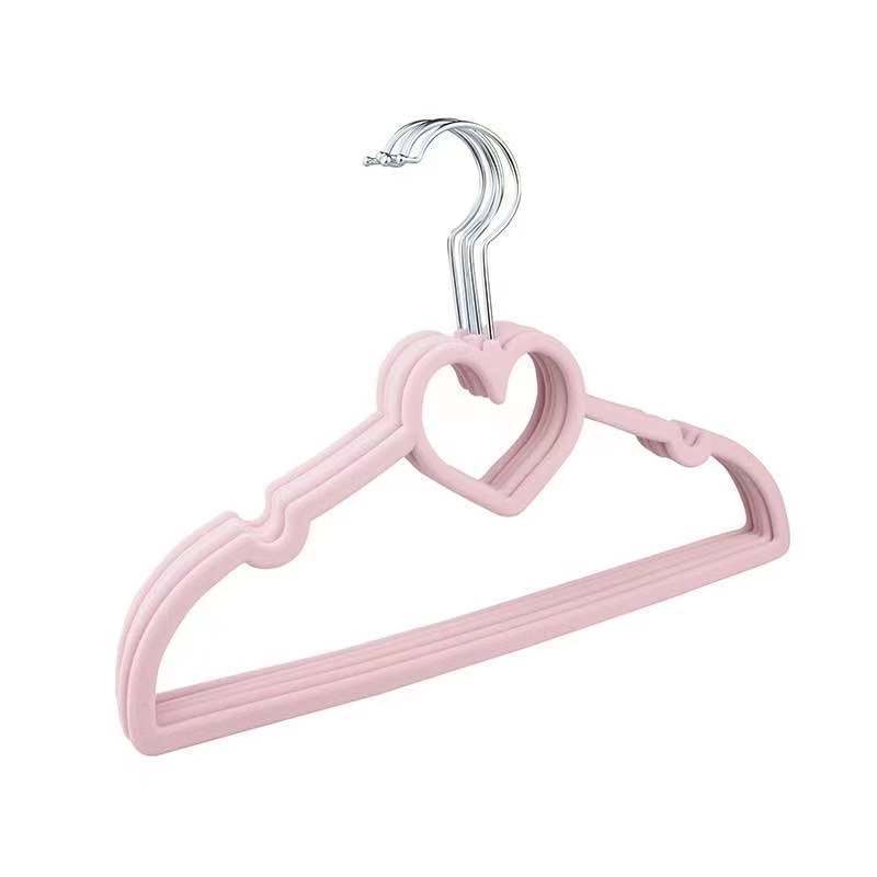 Spot E-Commerce 42cm Heart-Shaped Flocking Hanger Love Tie Silk Scarf Hanger Storage Clothes Hanger