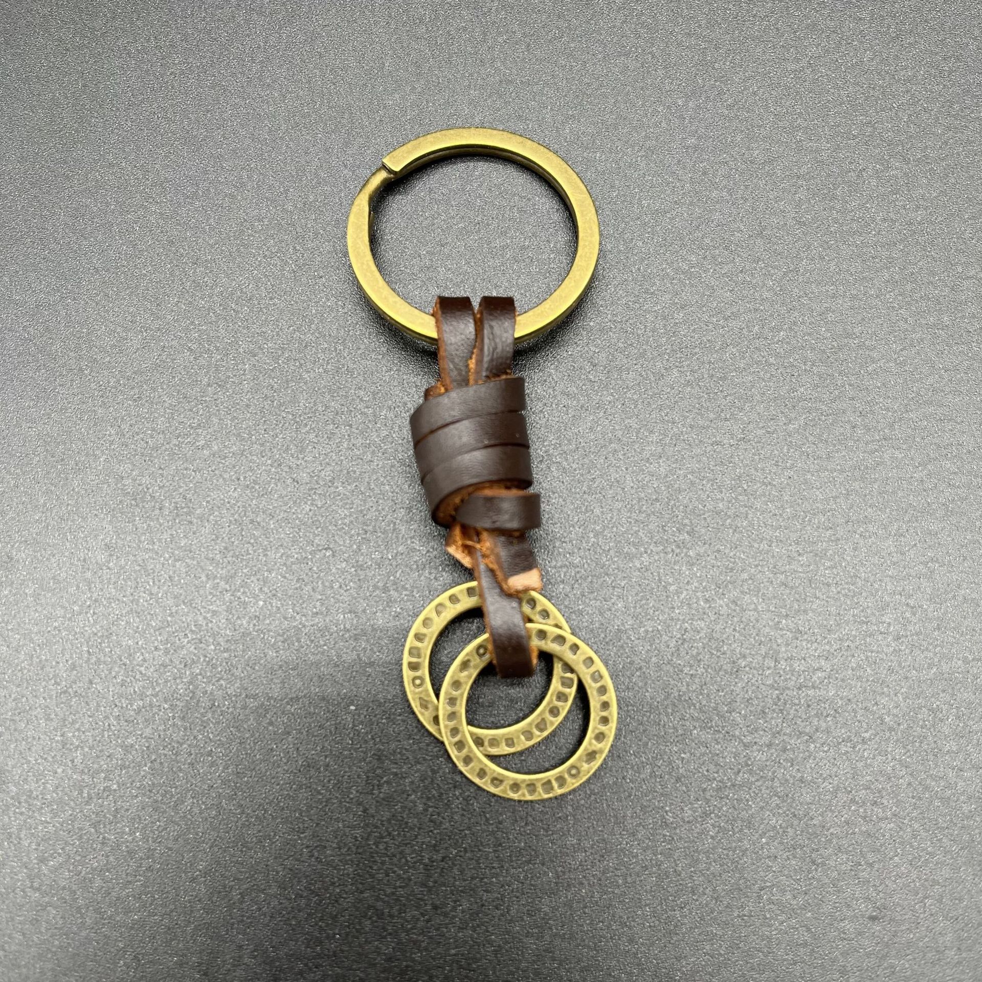 手工编织钥匙扣配件 复古百搭型牛皮钥匙扣半成品diy吊饰配件