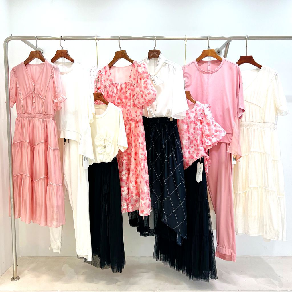 萨贝芮拉 24夏品牌折扣女装时尚宫廷风直播一手货源