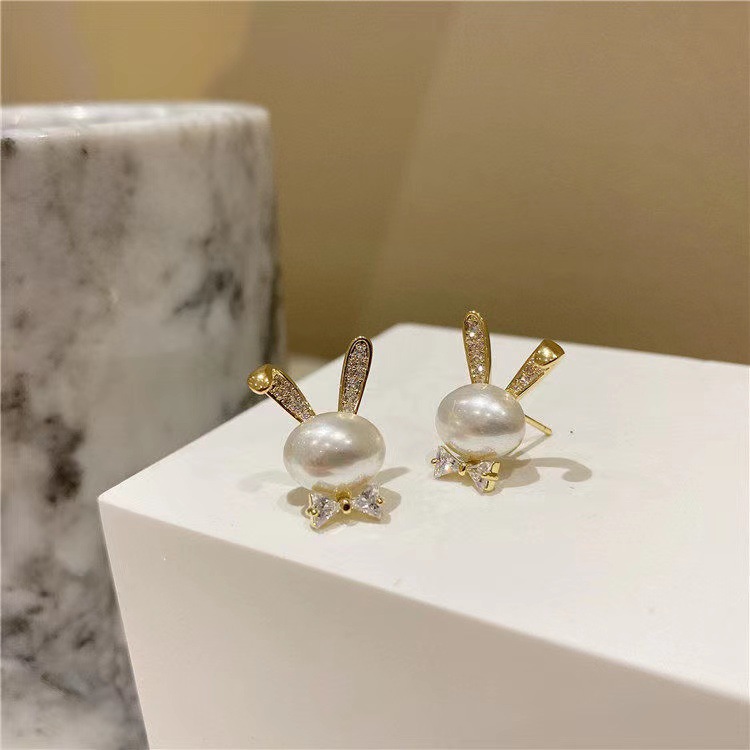Style Cute Cartoon Rabbit Stud Earrings Sterling Silver Needle Fashion Refined Zircon Earrings Playful Girl Earrings