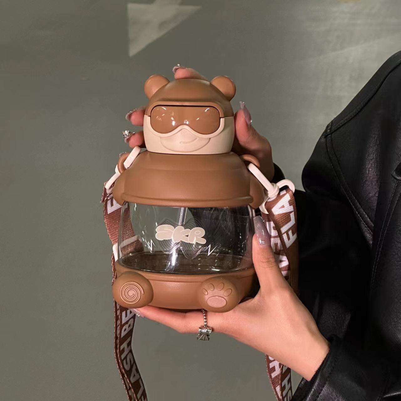 Children's Bear Ton Cup Plastic Straw Cup Sports Summer Female Portable Kettle Student Drinking Cup