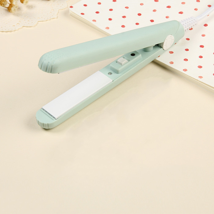 Mini Splint Hair Straightener Air Bangs Electric Hair Straightener O Hurt Hair Small Power Ccc Certification