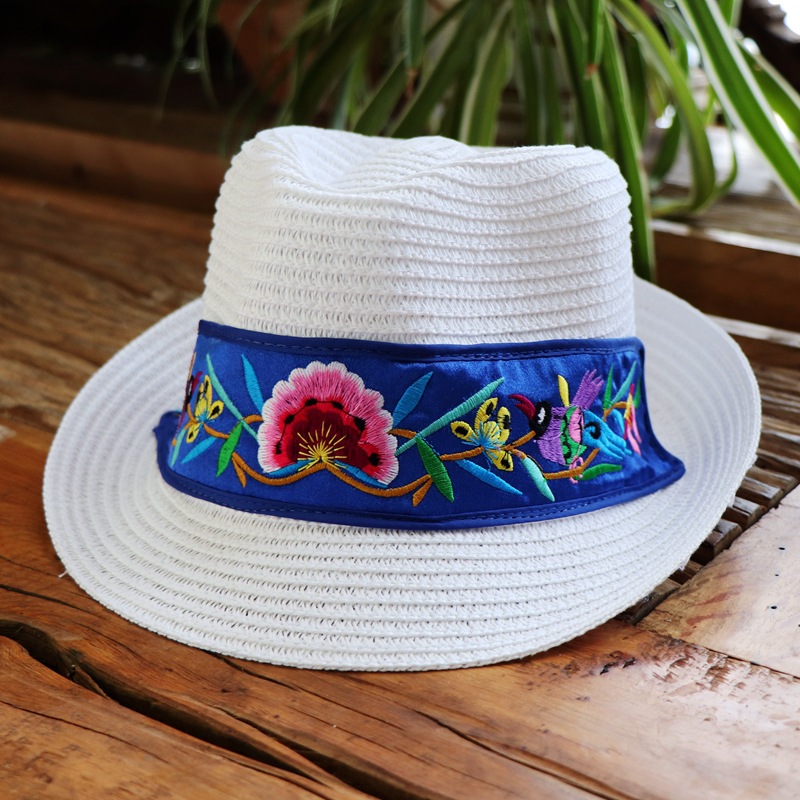 云南民族风春夏新款短檐贴花刺绣遮阳草帽绣花小礼帽棉麻配饰帽