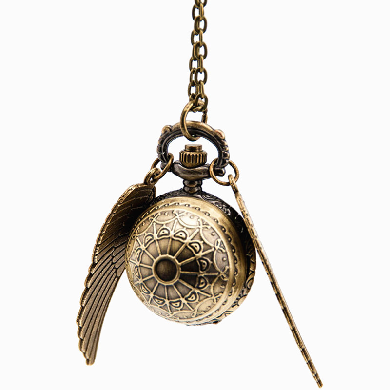 Factory Wholesale Anime Quidditch Spherical Pocket Watch Wings Retro Flip Quartz Watch Harry Potter Snitch Pocket Watch