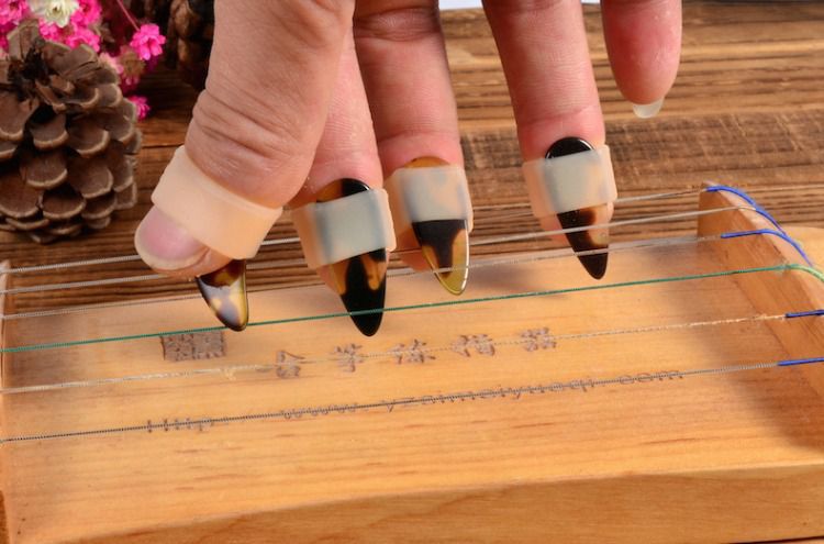 成人穿戴式古筝弹琴甲片免缠大号弹力古琴小号古筝指甲套免用胶布