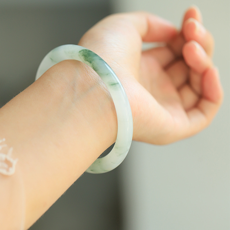 玉器金丝玉雪翠圆条手镯玉石新疆雪域天山翠手环翡翠色玉镯批发