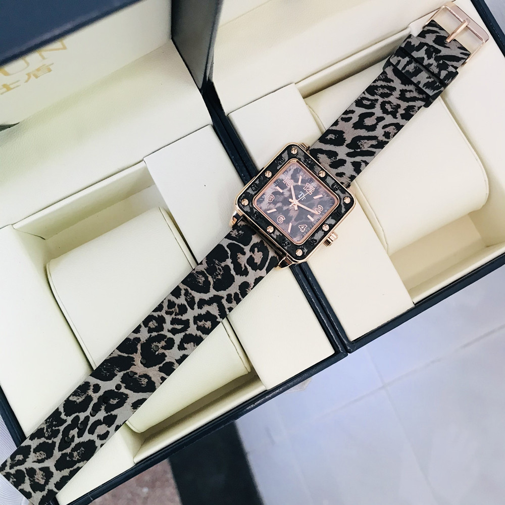 一件代发tt天塔手表女豹纹胶带方形个性潮流韩版运动女士石英表