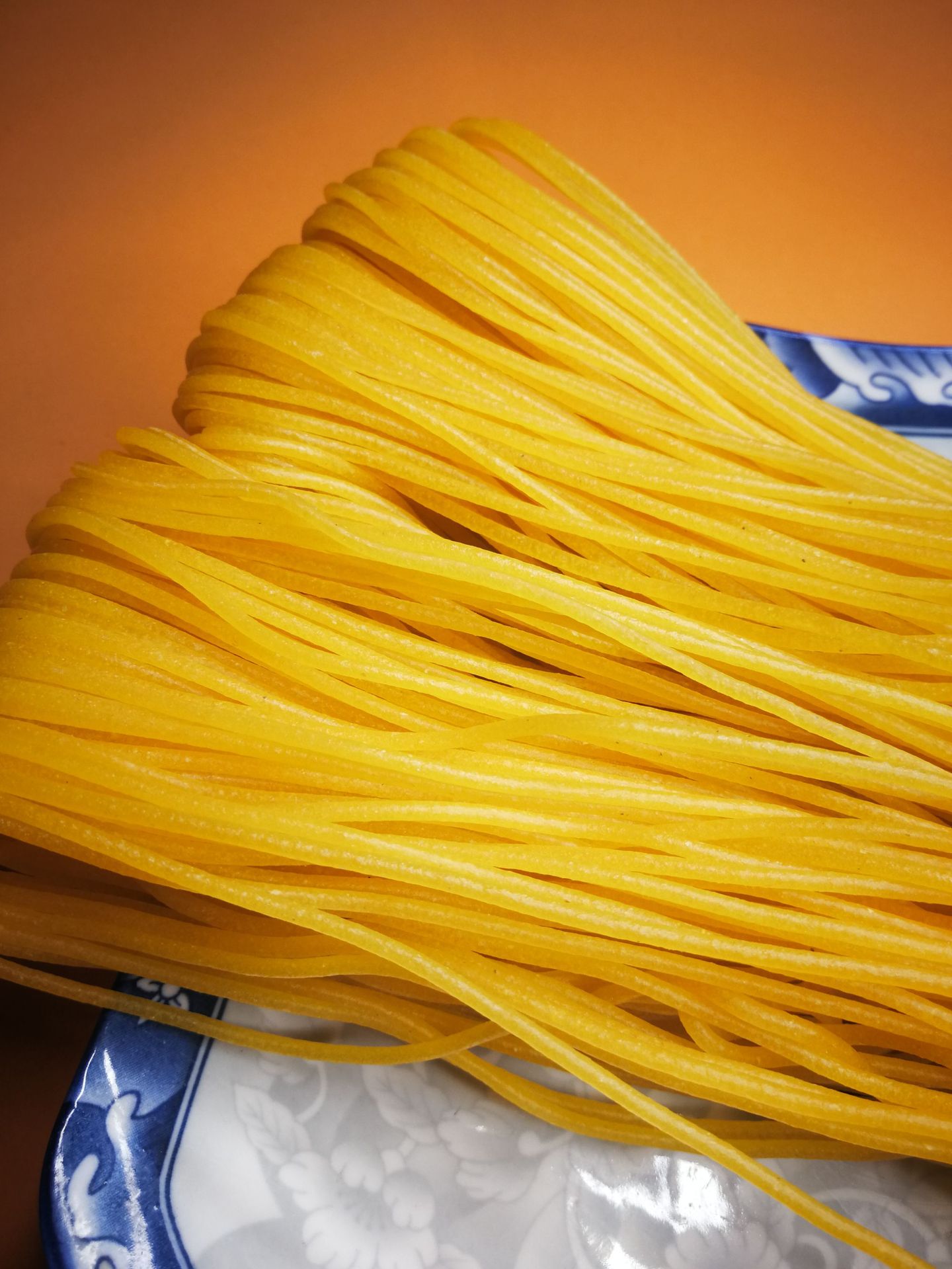 玉米面条商用东北特产500g袋装方便速食粗粮半干玉米面条杂粮厂家