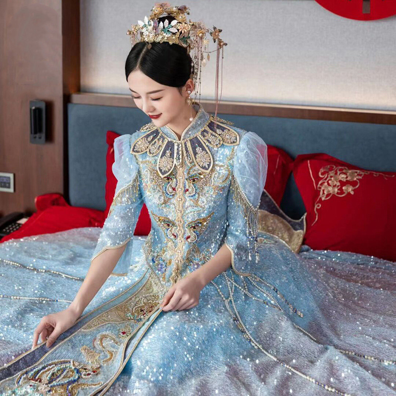 冰蓝色女神秀禾服新娘2022新款敬酒服中式新娘服蓝色婚纱结婚礼服
