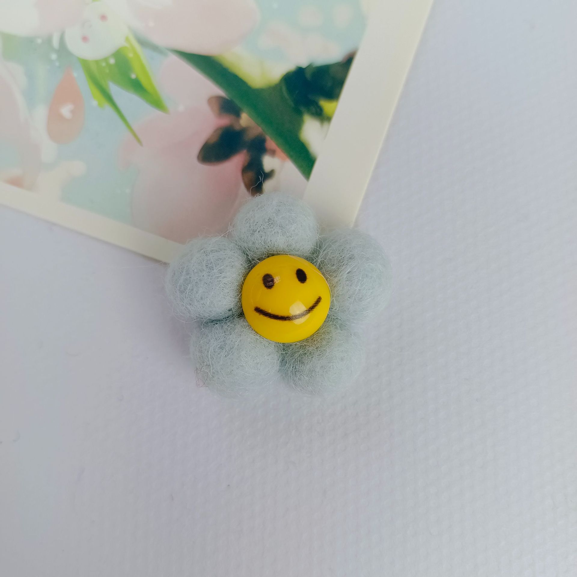 羊毛毡花朵 儿童发夹材料 甜美公主笑脸花头饰辅料 服装搭配球花