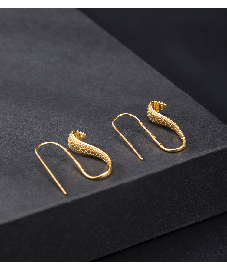 素十八s925银创意设计眼镜蛇耳饰女时尚简约民族风小蛇耳环跨境