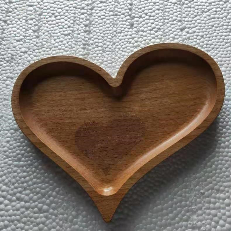 Fruit Tray Wooden Cartoon Snack Nut Tray Creative Heart-Shaped Food Wooden Tray Photo Heart-Shaped Tray