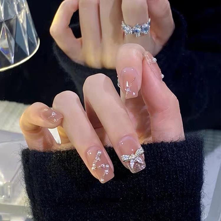 带钻穿戴美甲可拆卸甲片小红书抖音同款闪亮蝴蝶结假指甲贴片批发