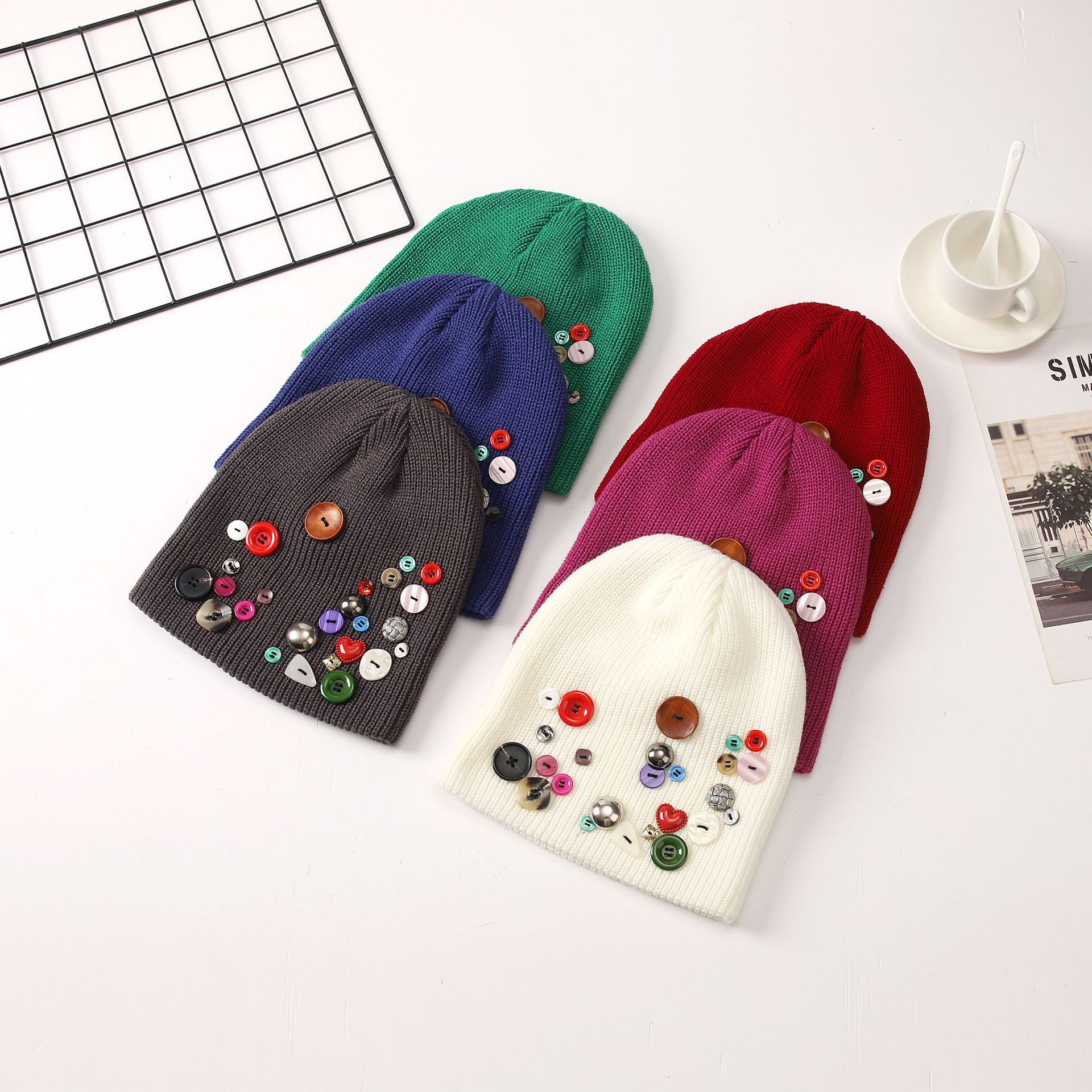 Cross-Border Button Knitted Hat Fashion European and American Female Autumn and Winter Warm Wool Hat Wind and Cold Proof Dome Pullover Hat