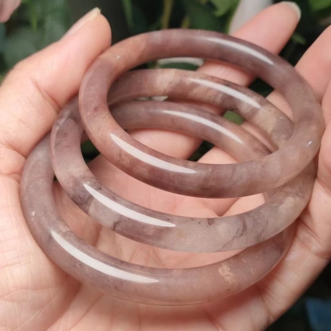 新疆哈密佘太翠小众梦幻原色渐变丁香紫罗兰冰润圆条金丝玉手镯