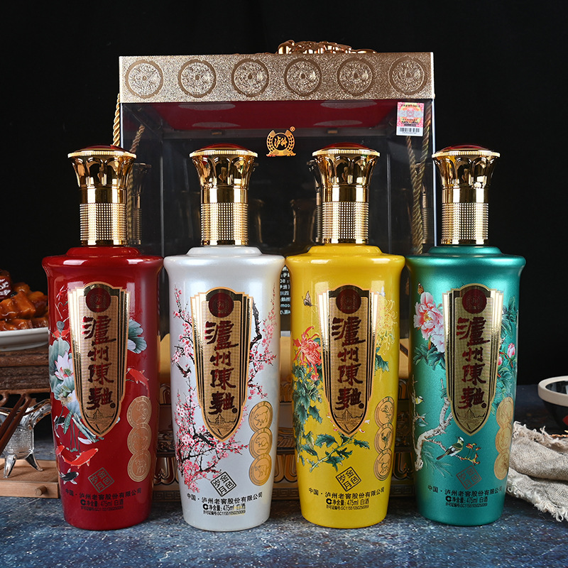 四川泸州陈曲金色岁月 52度浓香型白酒礼盒装整箱 粮食酒厂家批发