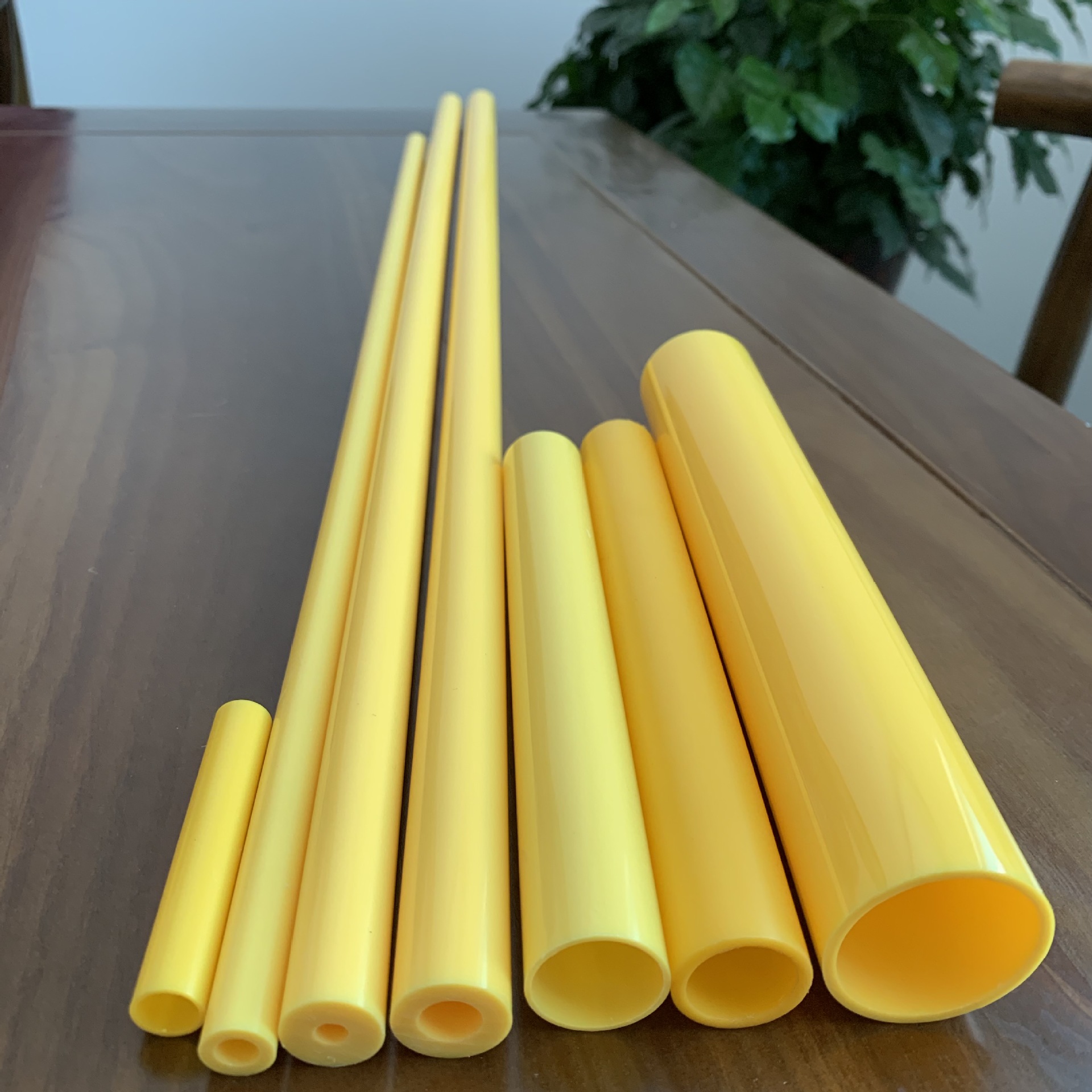 黄色abs塑料管彩色胶管玩具套管高质量口径颜色长度均可定制