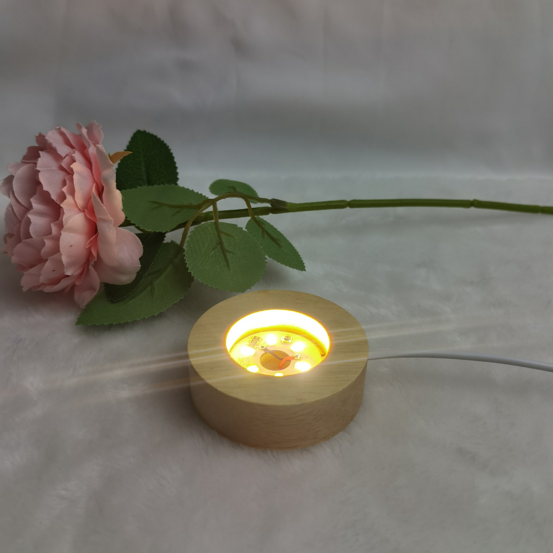 Solid Wood Luminous Base Led Small Night Lamp Usb Interface 5V Switch round Wooden Crystal Lamp Holder Crafts Wholesale