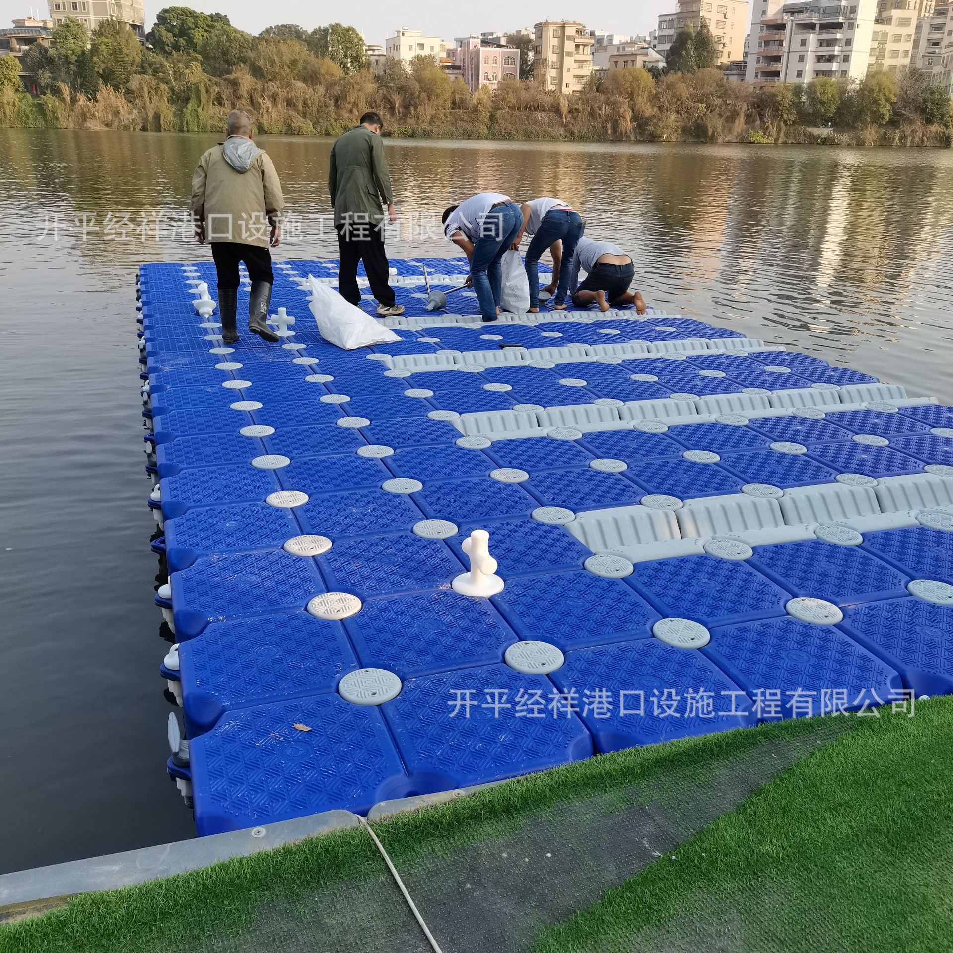 浮筒浮桥游艇摩托艇泊位水上乐园游泳池舞台演艺设施搭建-阿里巴巴