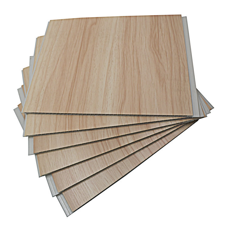 浅色木纹pvc覆膜扣板天花板6mm*25cm 2.95kg/平方