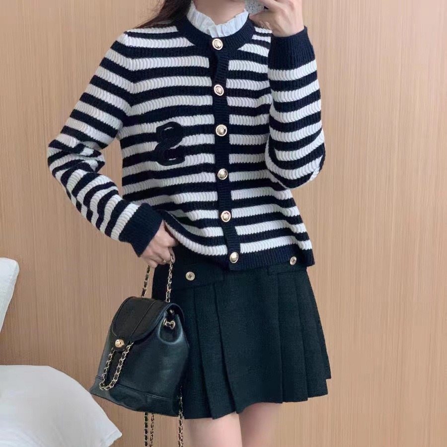 元品质 秋冬法式复古荷叶边可拆卸领字母刺绣毛针织衫开衫外套