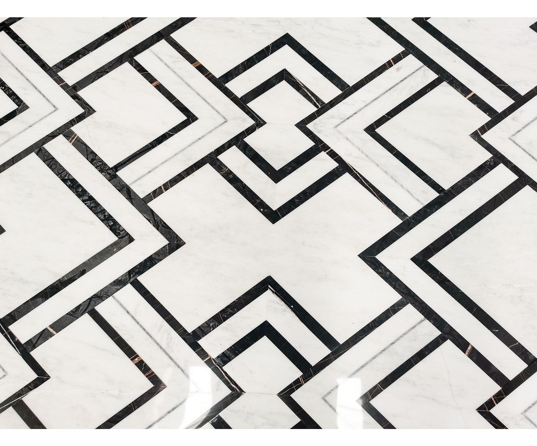 双色水刀拼花茶室中庭客厅地面大面积拼画菱角线条美感层次分明