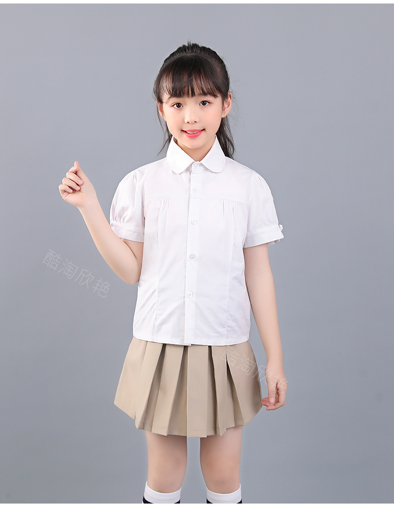 小学生校服 短裙 写真图片