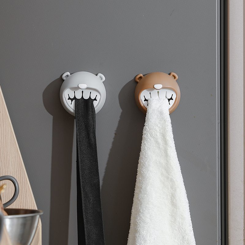 Cute Cute Bear Towel Plug Non-Perforated Towel Storage Refrigerator Bathroom Balcony Adhesive Hook Hole Hygiene