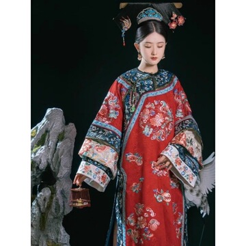 南雅集年轻贵妃清代女装汉服清朝氅衣旗装旗印花中国风汉服宫廷风