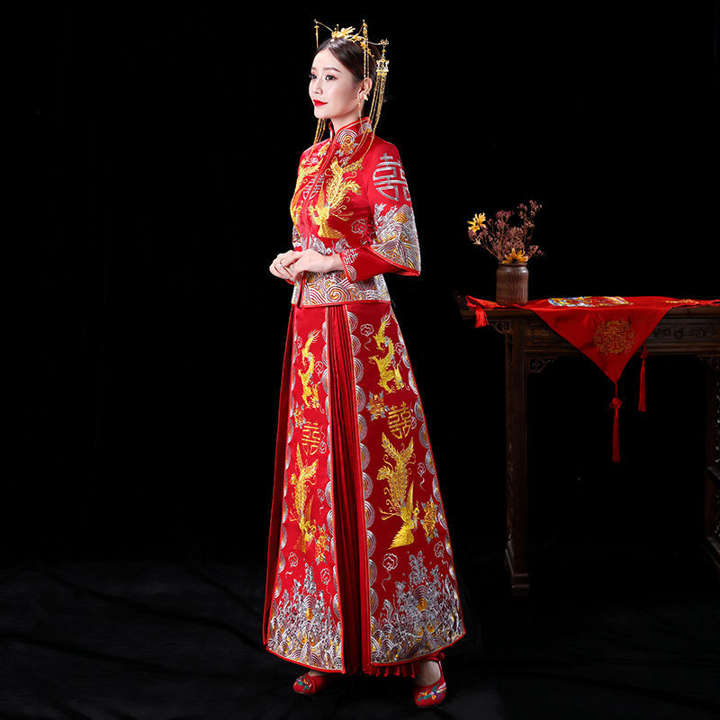 秀禾服新娘秀禾服婚礼新款中式婚纱礼服结婚服古代绣禾和服敬酒女