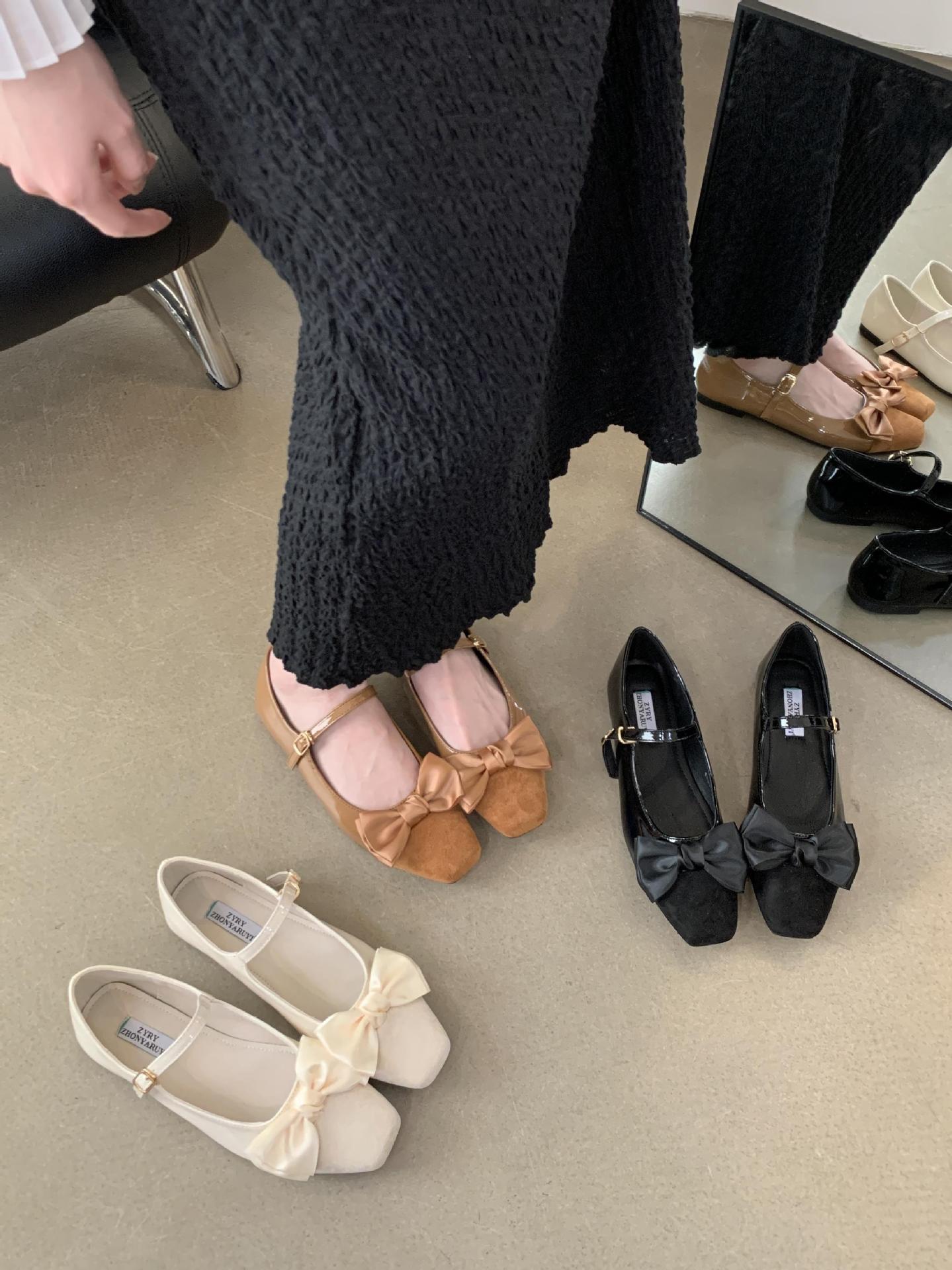 甜美蝴蝶结方头单鞋时尚软底一字带平跟女鞋新款韩版浅口平底鞋女