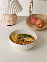 W6OIins韩式简约白色竖纹泡面碗螺蛳粉碗家用陶瓷大汤碗菜碗沙拉