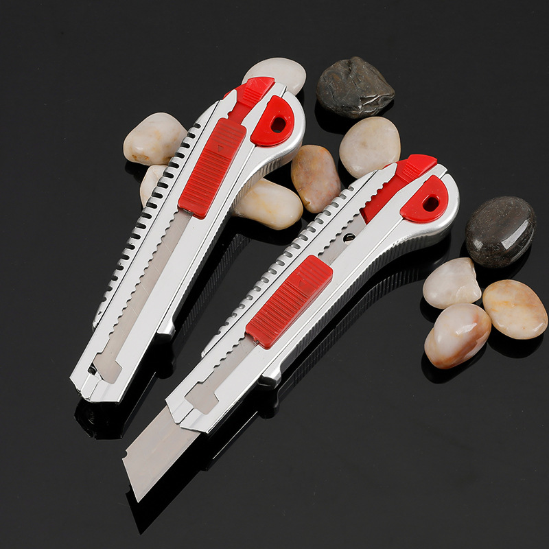 大号金属美工刀家装壁纸刀裁纸刀办公学生文具刀锋利墙纸刀