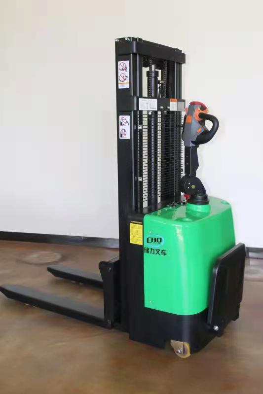 深圳光明叉车出租