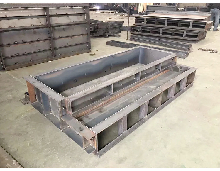 高铁桥梁遮板模具 水泥混凝土声屏障遮板钢模具